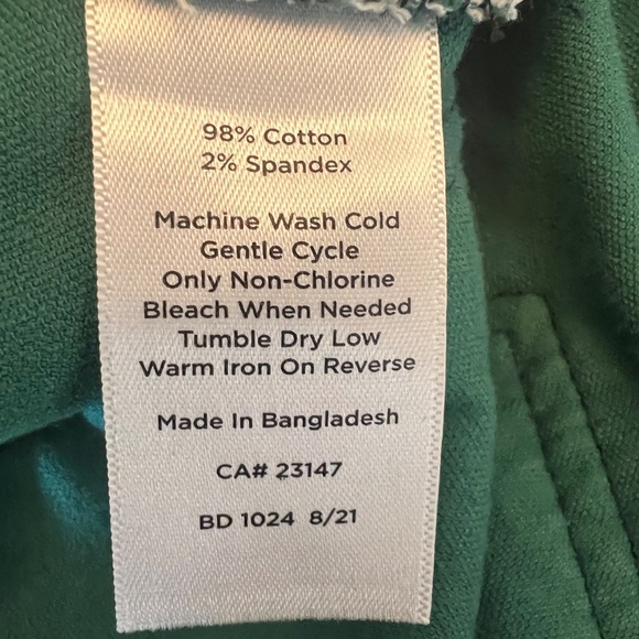 Talbots Women's Stretch Velveteen Straight Leg Holiday Plaid, Size 2P - Picture 13 of 13